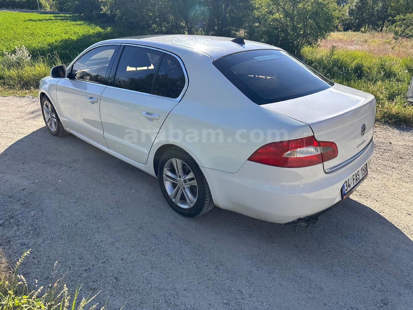 Sahibinden Skoda SuperB 1.4 TSI Ambition 2009 Model Erzincan 315.000 km Beyaz 4
