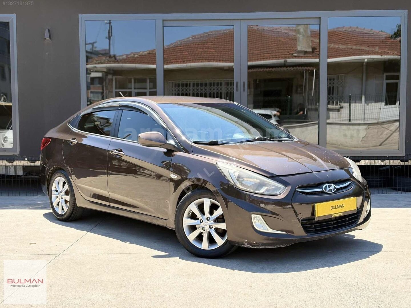 Galeriden Hyundai Accent Blue 1.6 CRDI Mode Plus 2015 Model İstanbul 261.000 km Kahverengi 1