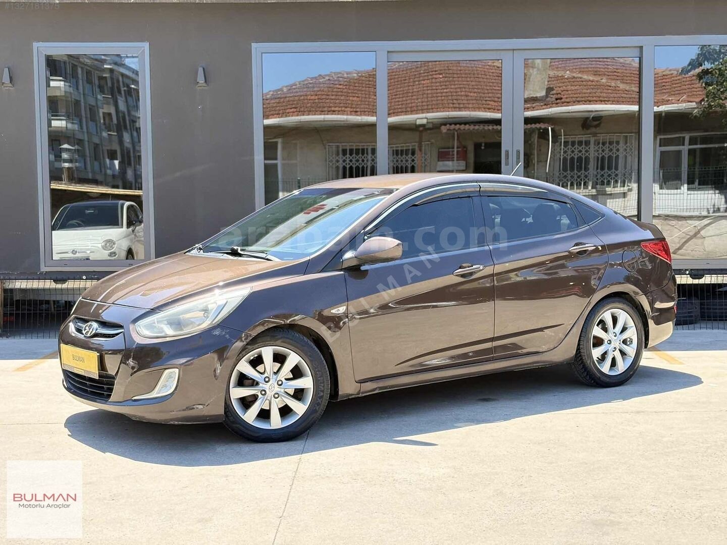 Galeriden Hyundai Accent Blue 1.6 CRDI Mode Plus 2015 Model İstanbul 261.000 km Kahverengi 2