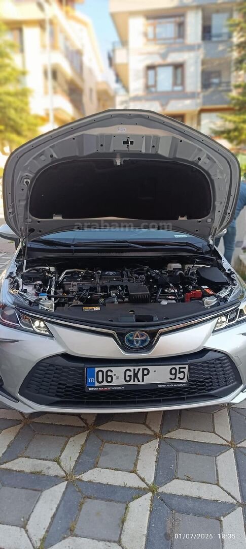 Sahibinden Toyota Corolla 1.8 Hybrid Dream 2024 Model Ankara 34.500 km Gri (Gümüş) 6