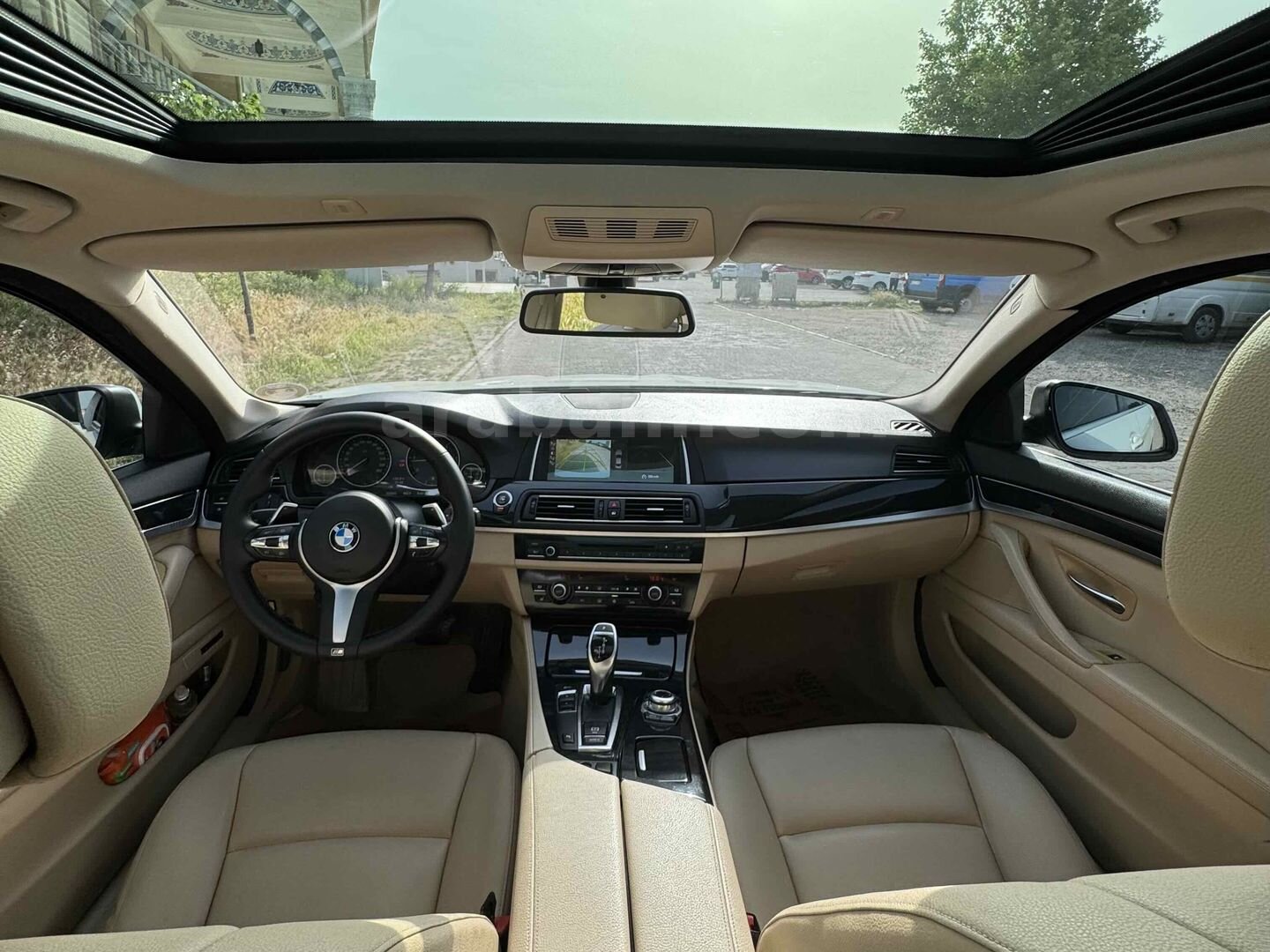 Sahibinden BMW 5 Serisi 520d M Sport 2012 Model Bursa 241.000 km Beyaz 3