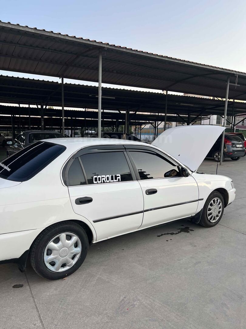 Sahibinden Toyota Corolla 1.6 GLi 1994 Model Mersin 307.800 km Beyaz 5