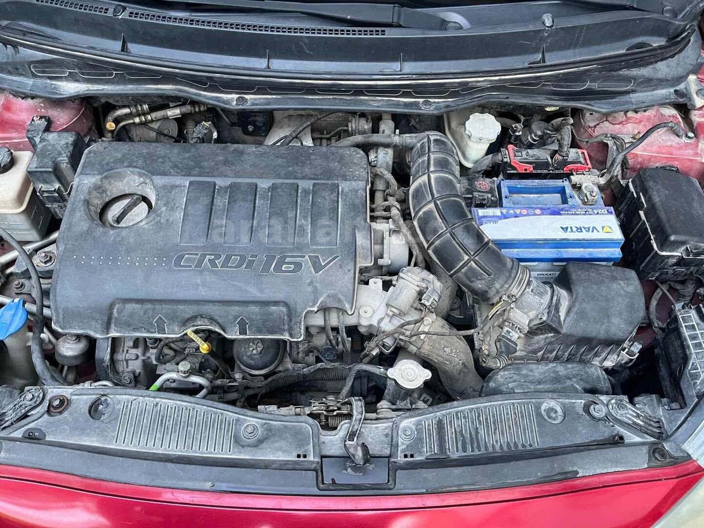 Sahibinden Hyundai i20 1.4 CRDi Sense 2014 Model Adana 192.000 km Kırmızı 6