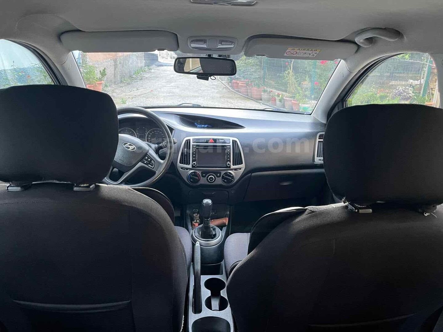 Sahibinden Hyundai i20 1.4 CRDi Sense 2014 Model Adana 192.000 km Kırmızı 3
