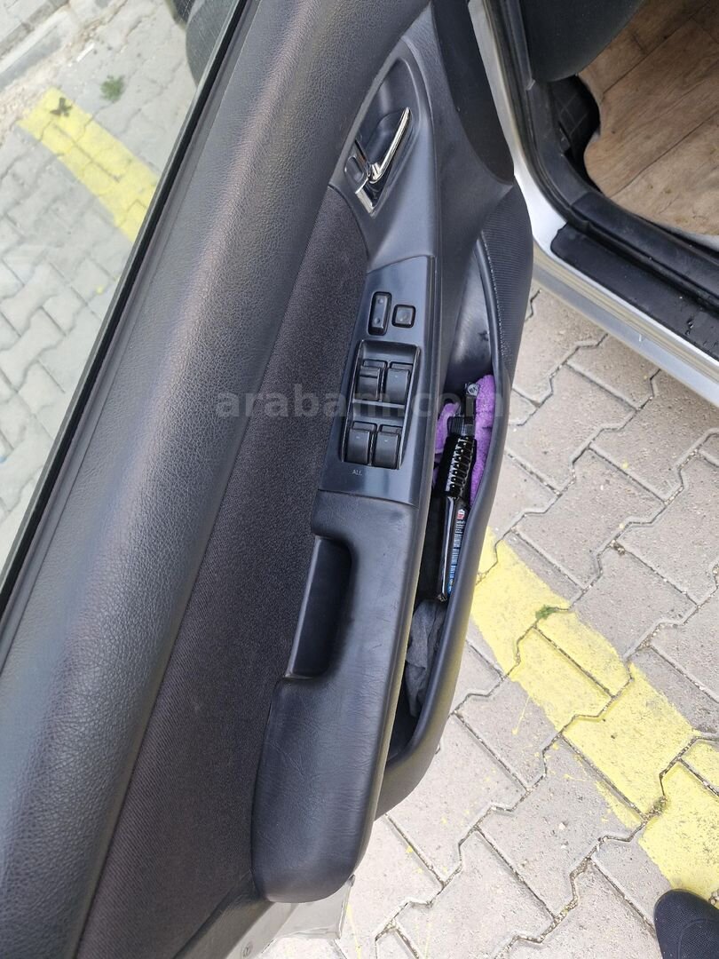 Sahibinden Toyota Corolla 1.6 Terra Special VVT-i 2007 Model Adıyaman 214.000 km Gri 6