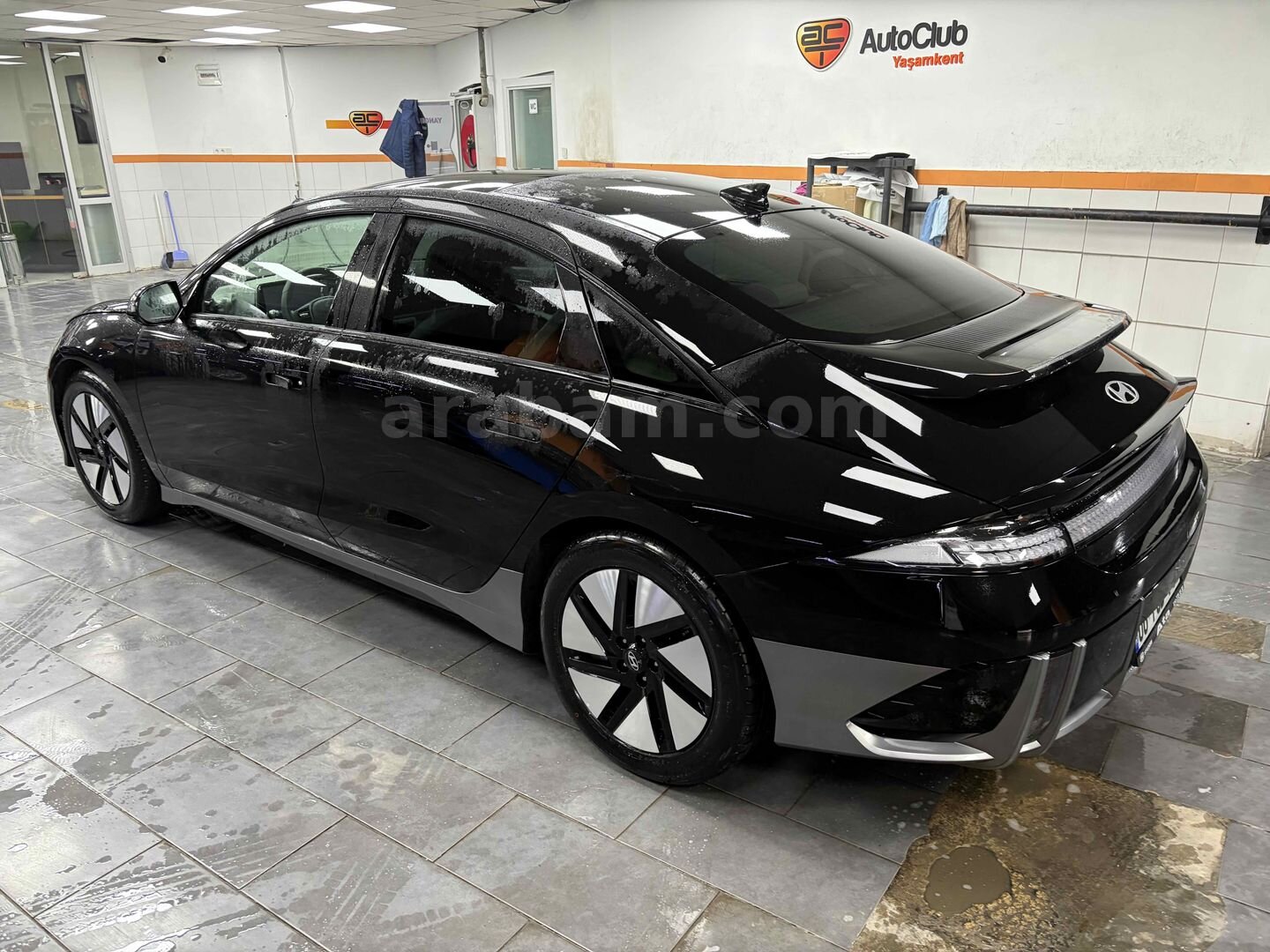 Sahibinden Hyundai Ioniq 6 Advance 2025 Model Antalya 23.000 km Siyah 3
