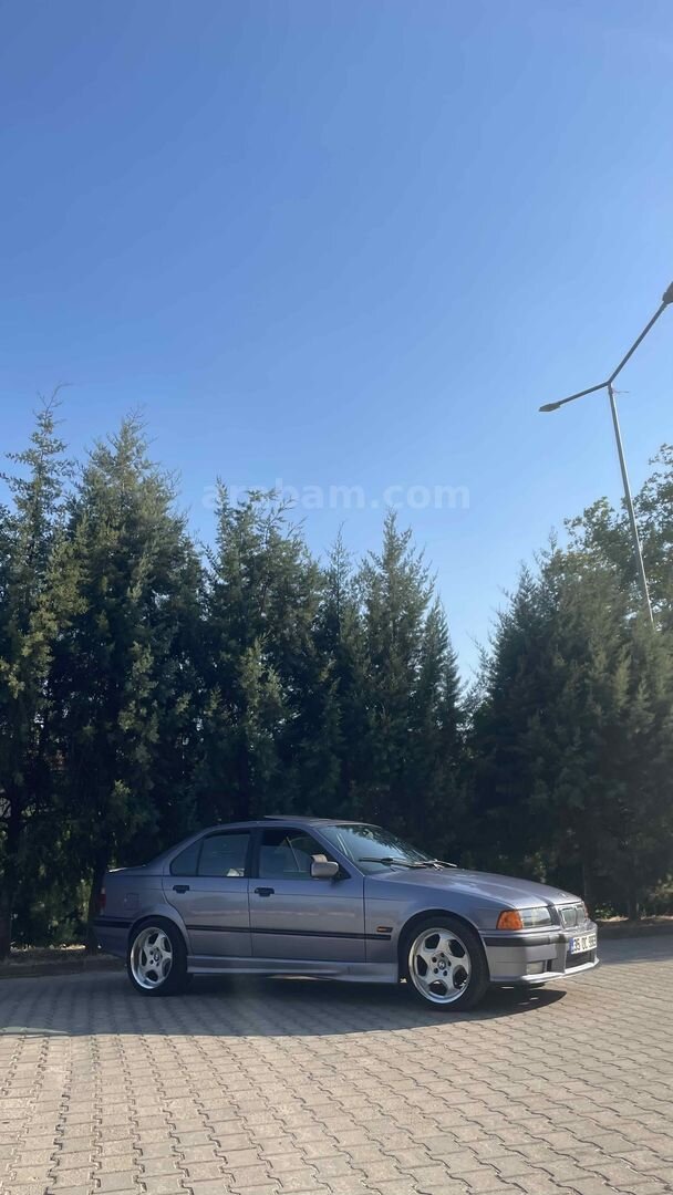Sahibinden BMW 3 Serisi 318i Standart 1994 Model Muğla 500.000 km Mavi 7