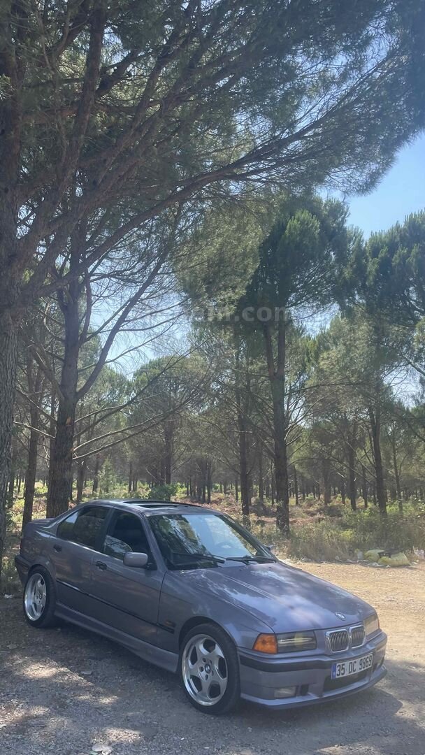 Sahibinden BMW 3 Serisi 318i Standart 1994 Model Muğla 500.000 km Mavi 2