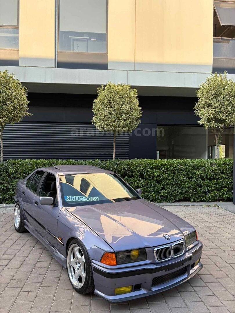 Sahibinden BMW 3 Serisi 318i Standart 1994 Model Muğla 500.000 km Mavi 1