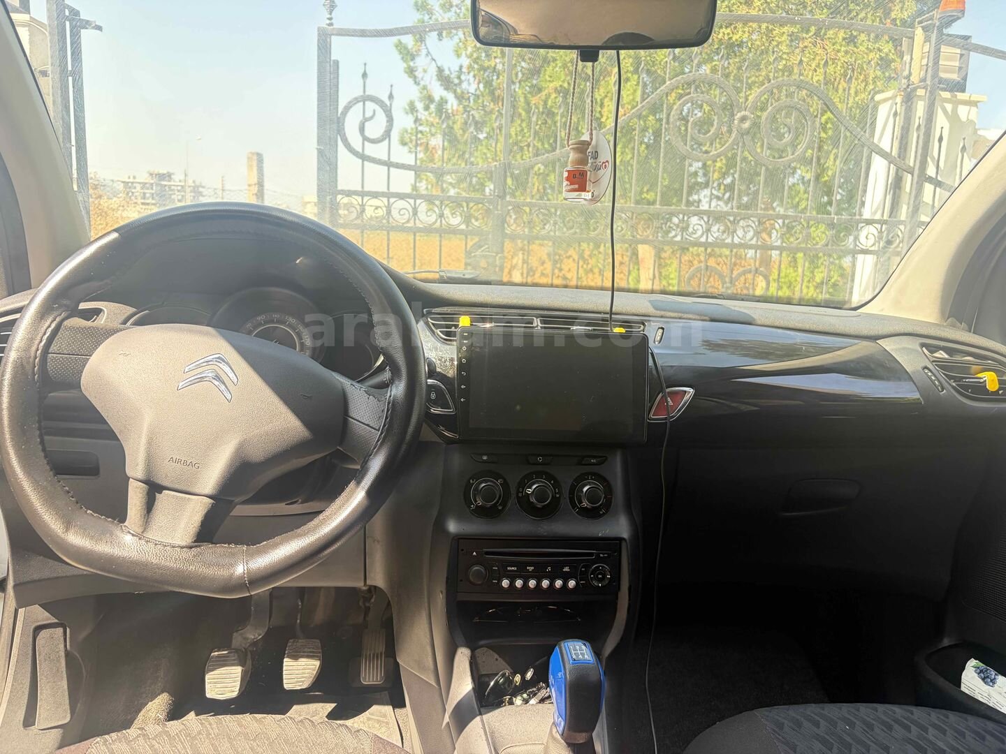 Sahibinden Citroen C3 1.4 HDi Attraction 2011 Model Adana 185.600 km Beyaz 7