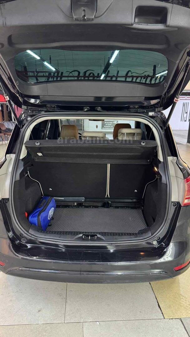 Sahibinden Ford B-Max 1.6 TDCi Titanium 2014 Model İstanbul 226.000 km Siyah 3