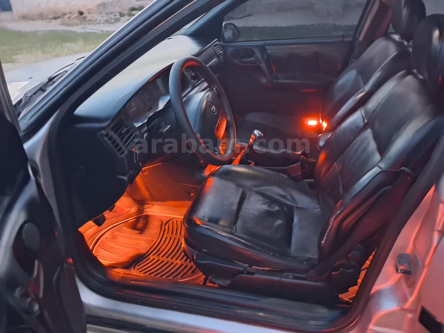 Sahibinden Opel Vectra 2.0 CDX 1998 Model Afyonkarahisar 307.000 km Gri (Gümüş) 3