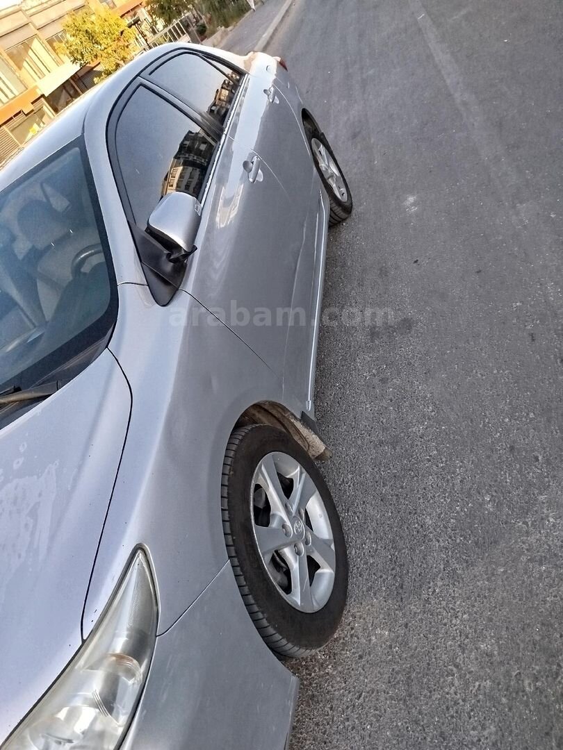 Sahibinden Toyota Corolla 1.4 D-4D Elegant 2011 Model Adıyaman 424.000 km Gri (Gümüş) 2