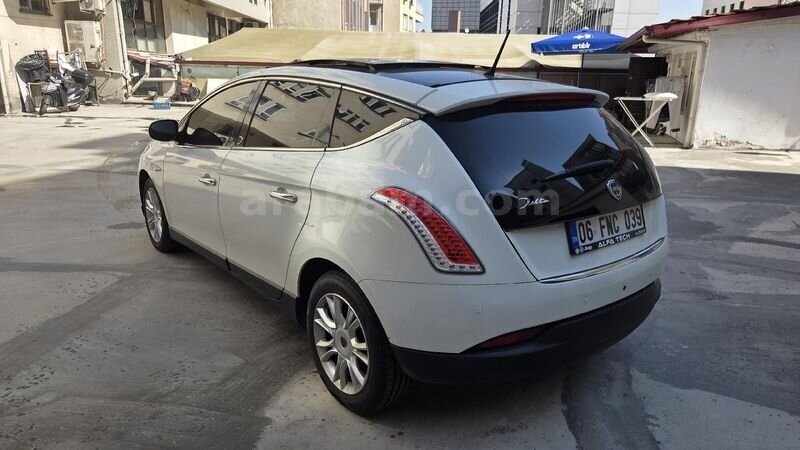 Sahibinden Lancia Delta 1.6 MJet 2013 Model Ankara 265.000 km Beyaz