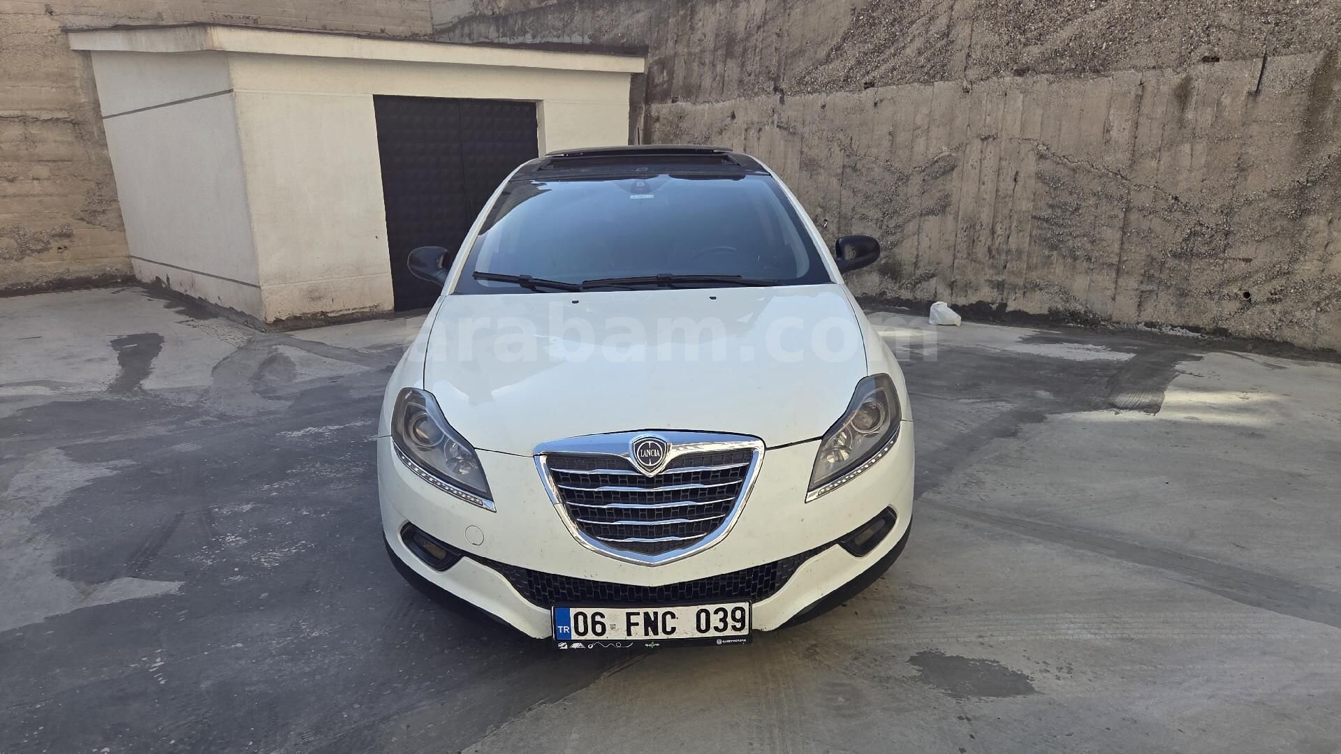 Sahibinden Lancia Delta 1.6 MJet 2013 Model Ankara 265.000 km Beyaz 6