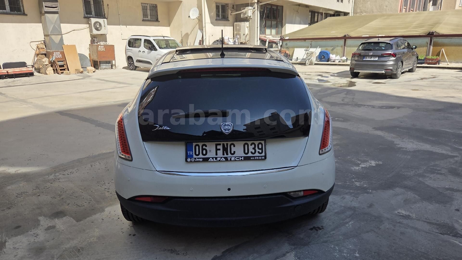 Sahibinden Lancia Delta 1.6 MJet 2013 Model Ankara 265.000 km Beyaz 4