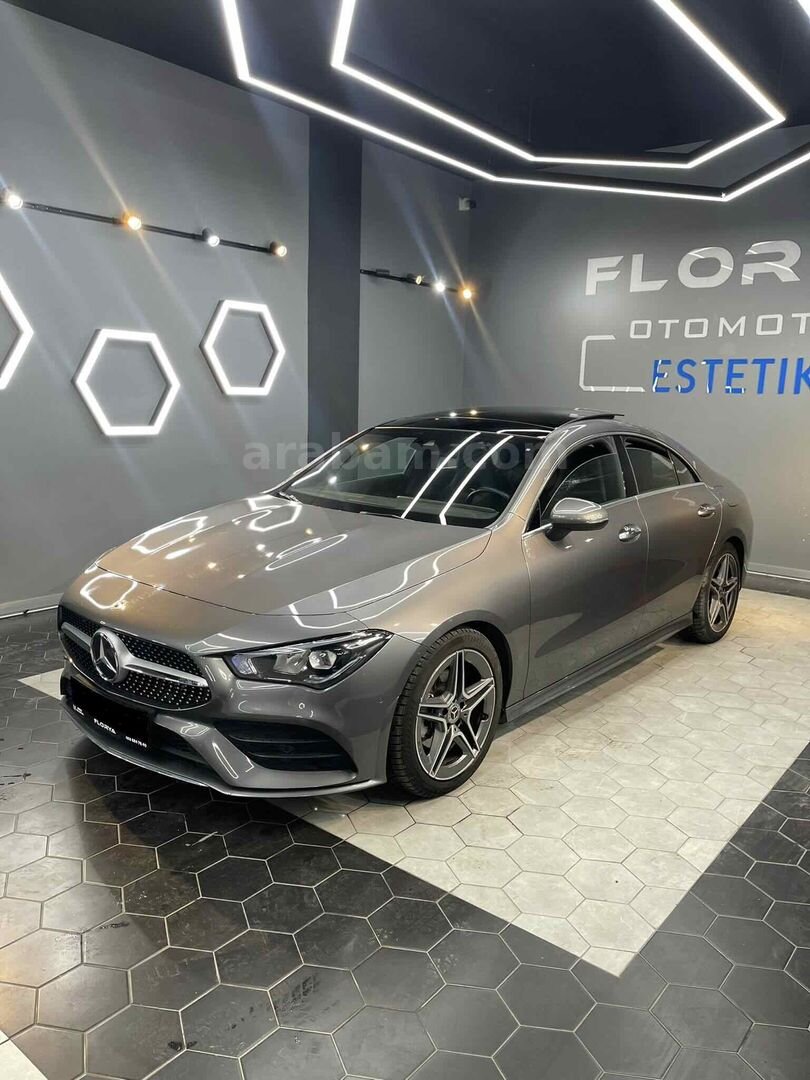 Sahibinden Mercedes - Benz CLA 200 AMG+ 4Matic 2022 Model İstanbul 38.900 km Gri 2