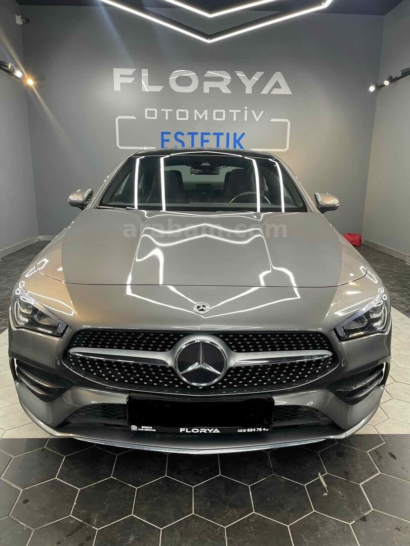 Sahibinden Mercedes - Benz CLA 200 AMG+ 4Matic 2022 Model İstanbul 38.900 km Gri 1