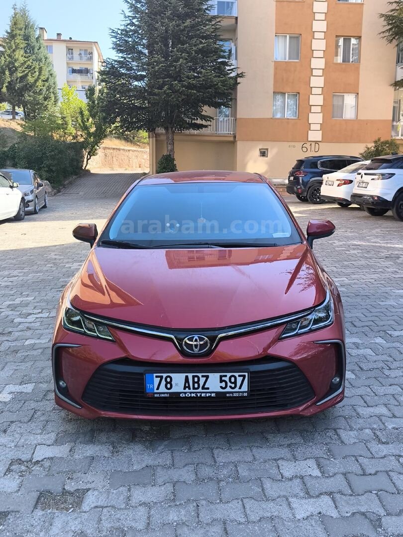 Sahibinden Toyota Corolla 1.5 Dream 2021 Model Ankara 80.000 km Bordo 1