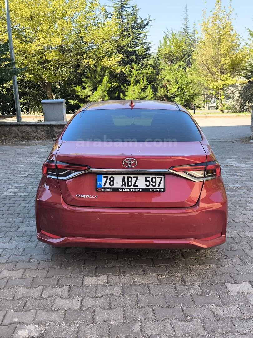 Sahibinden Toyota Corolla 1.5 Dream 2021 Model Ankara 80.000 km Bordo 2