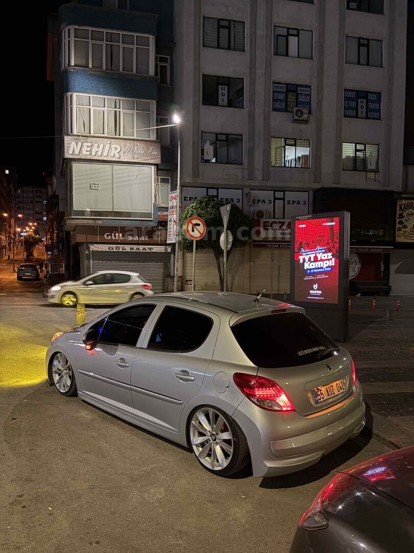 Sahibinden Peugeot 207 1.4 HDi Trendy 2011 Model Samsun 148.000 km Gri 2
