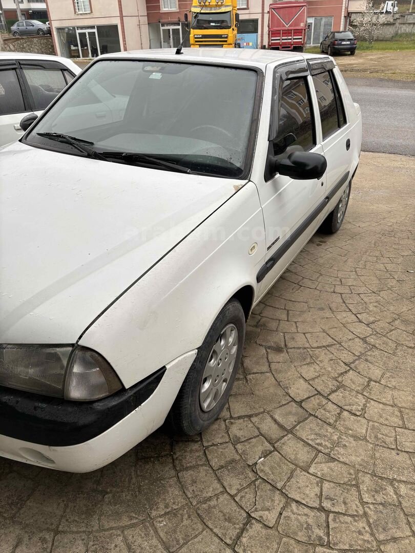 Sahibinden Dacia Solenza 1.4 Rapsodie 2004 Model Düzce 194.000 km Beyaz 1