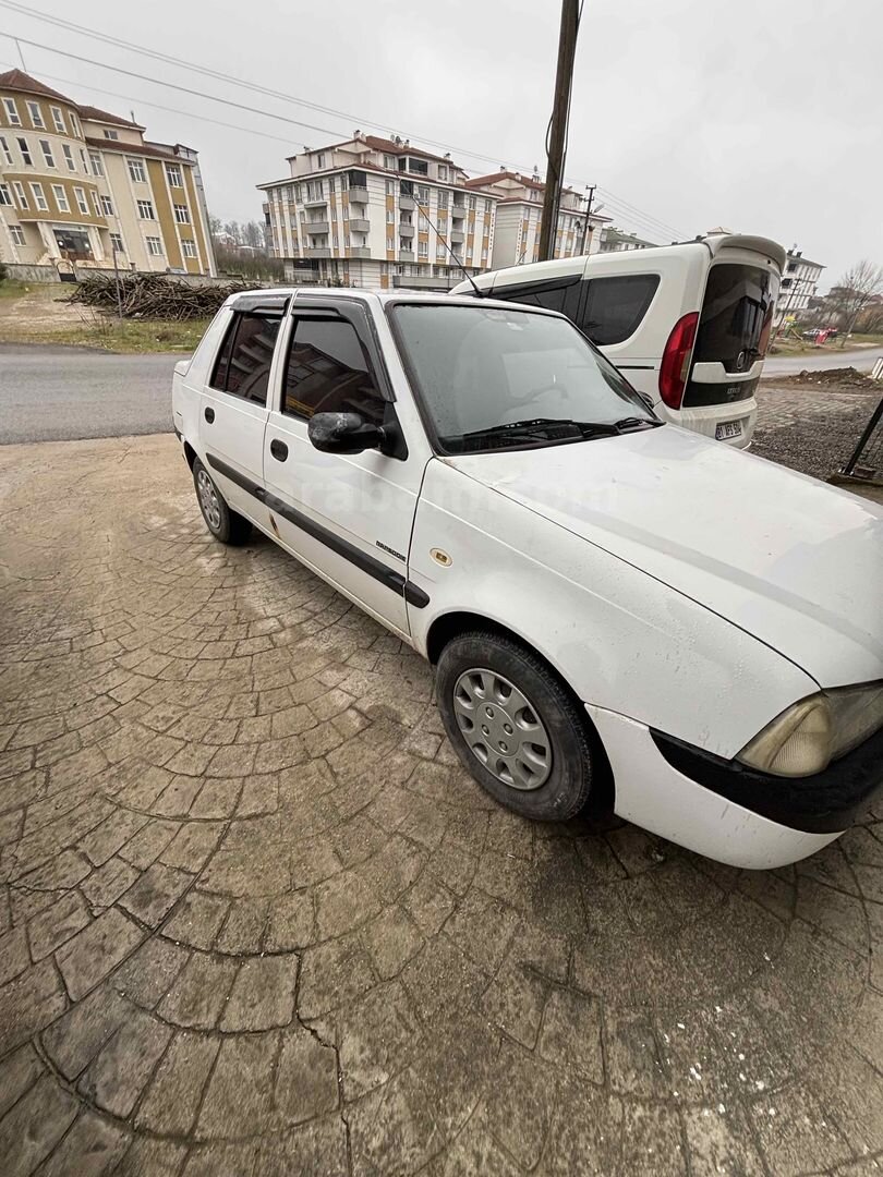 Sahibinden Dacia Solenza 1.4 Rapsodie 2004 Model Düzce 194.000 km Beyaz 3
