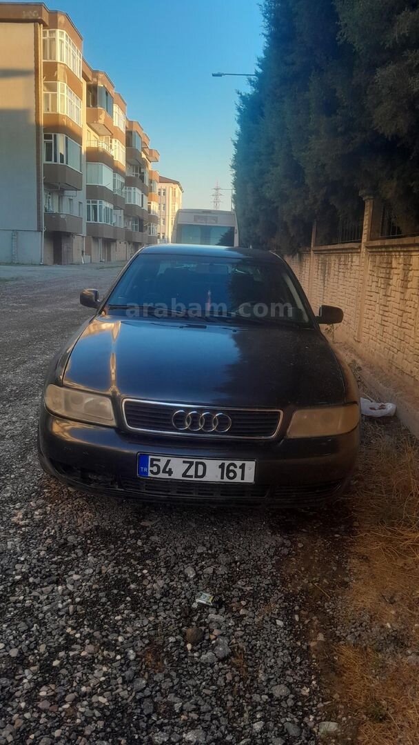 Sahibinden Audi A4 Sedan 1.8 1996 Model Sakarya 510.000 km Siyah 1