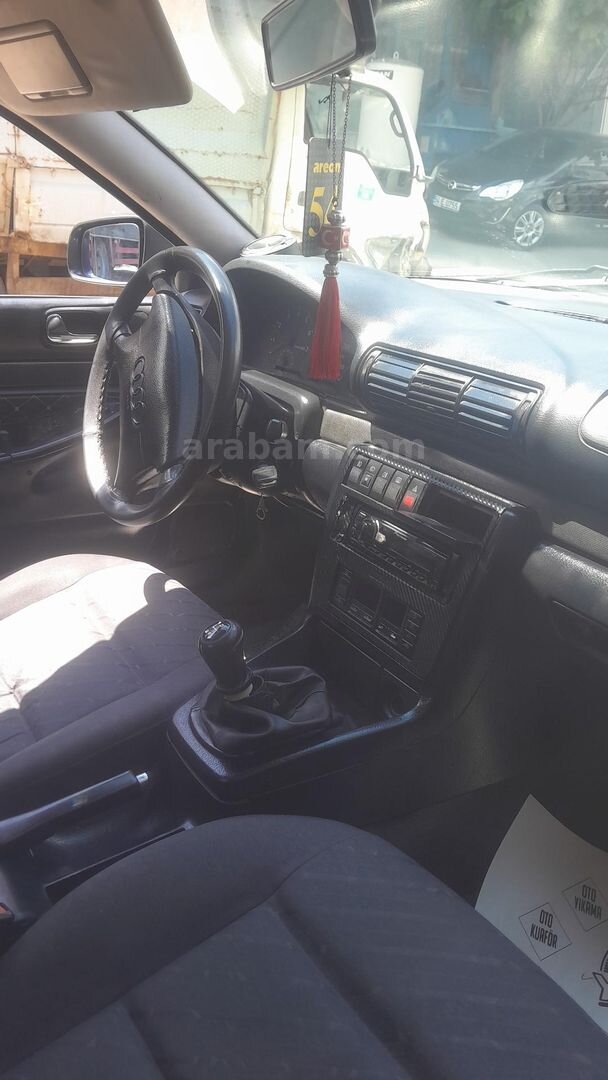 Sahibinden Audi A4 Sedan 1.8 1996 Model Sakarya 510.000 km Siyah 5