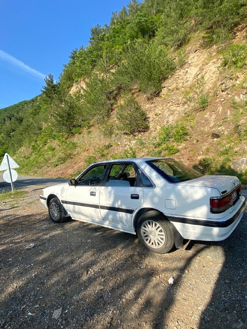 Sahibinden Mazda 626 1.6 1991 Model Bursa 400.000 km Beyaz 2