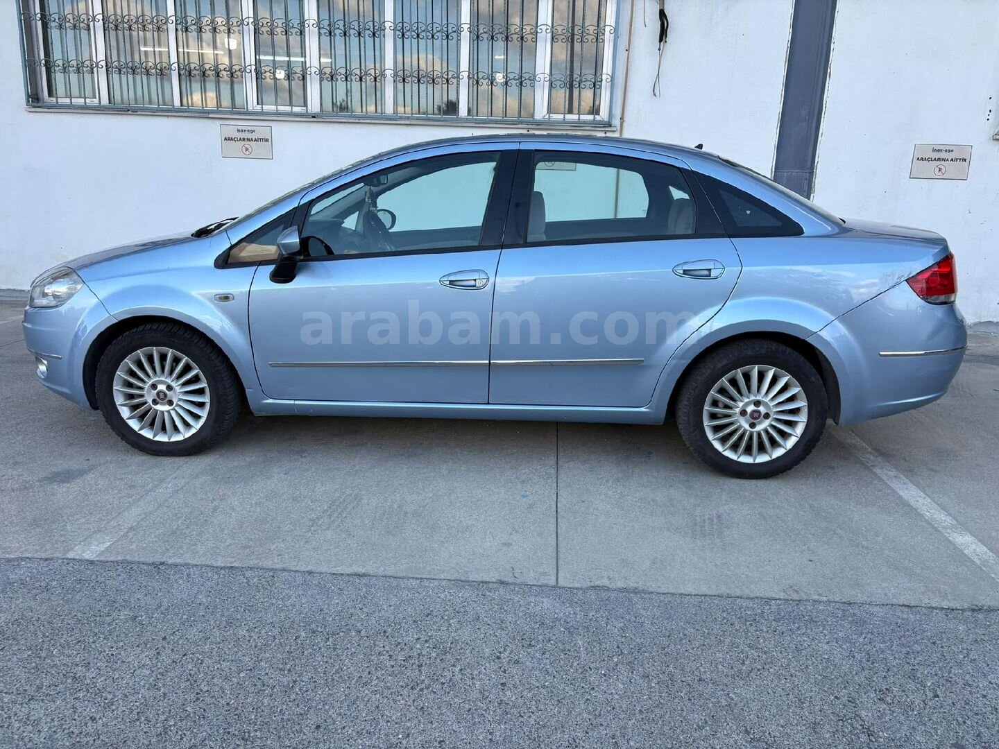 Sahibinden Fiat Linea 1.4 Turbo Emotion 2008 Model İstanbul 108.500 km Mavi 5