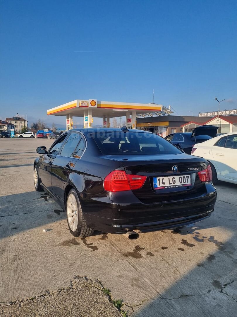 Sahibinden BMW 3 Serisi 320d Comfort 2012 Model Zonguldak 295.000 km Siyah 6