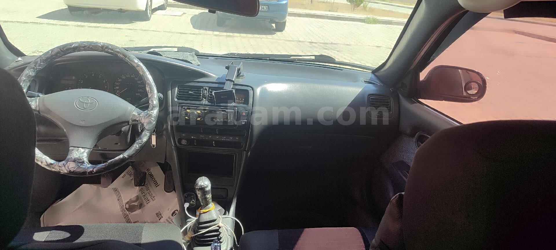 Sahibinden Toyota Corolla 1.6 XEi 1997 Model Erzincan 393.000 km Gri (Gümüş) 6