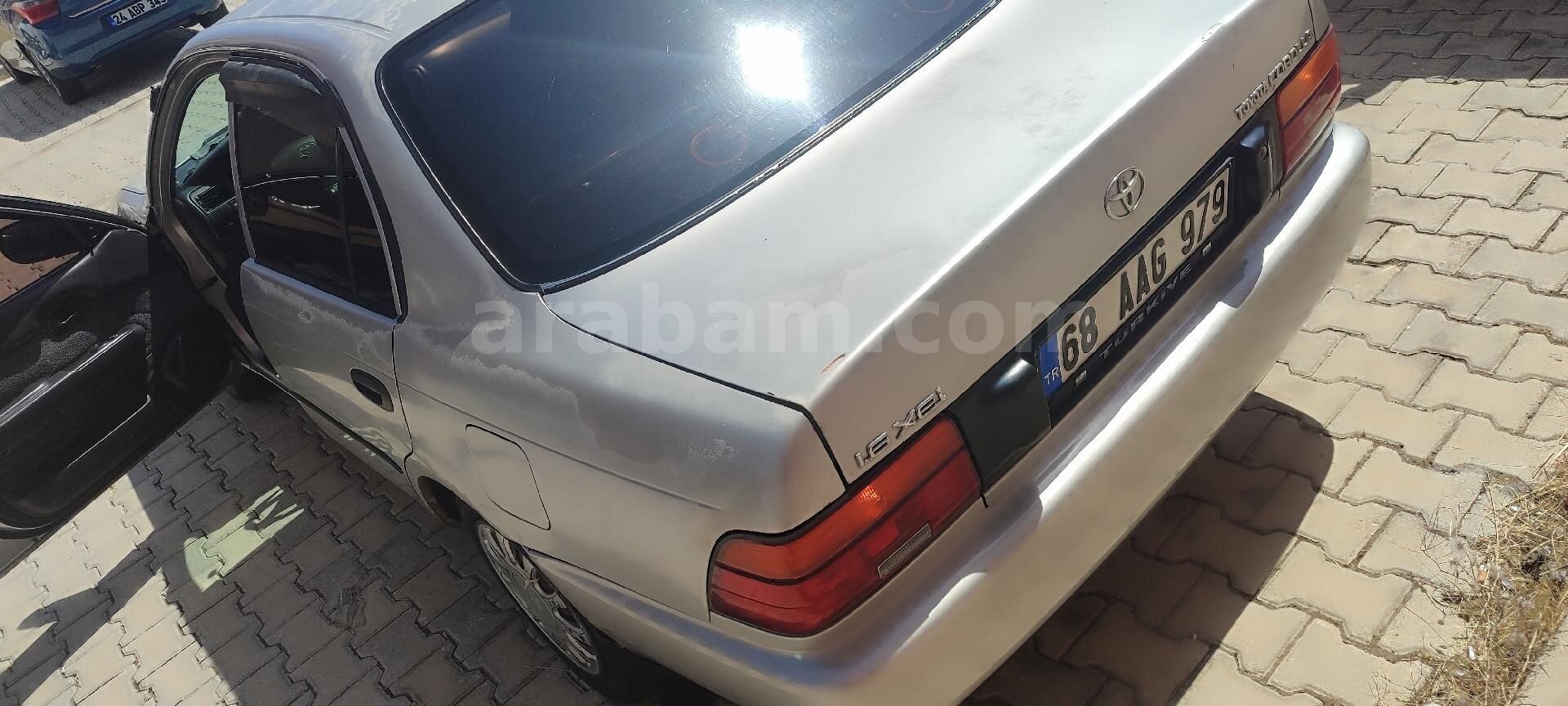Sahibinden Toyota Corolla 1.6 XEi 1997 Model Erzincan 393.000 km Gri (Gümüş) 5