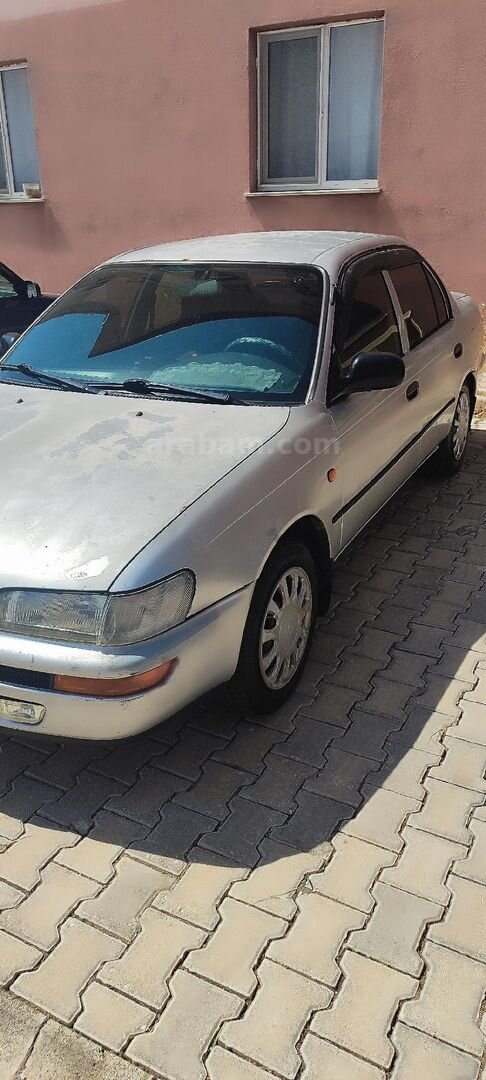 Sahibinden Toyota Corolla 1.6 XEi 1997 Model Erzincan 393.000 km Gri (Gümüş) 3