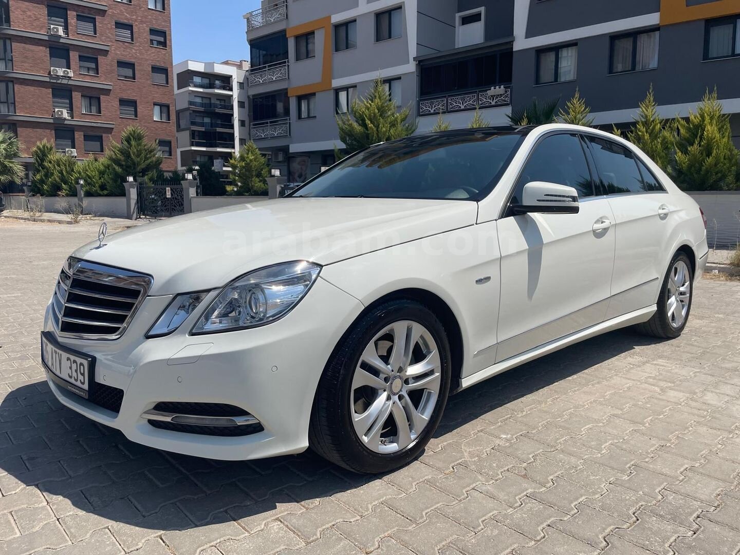 Sahibinden Mercedes - Benz E 220 CDI Start 2011 Model İzmir 353.000 km Beyaz 2