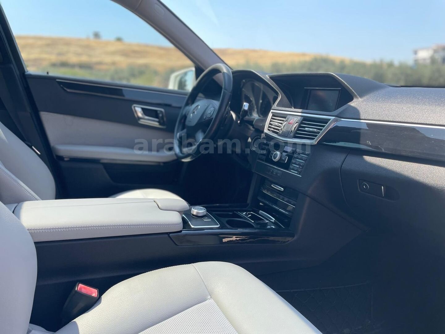 Sahibinden Mercedes - Benz E 220 CDI Start 2011 Model İzmir 353.000 km Beyaz 4