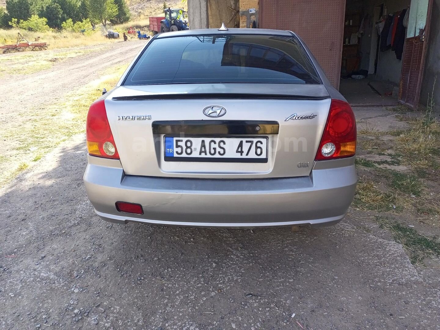 Sahibinden Hyundai Accent 1.5 CRDi Admire 2005 Model Sivas 310.000 km Gri (Gümüş) 5