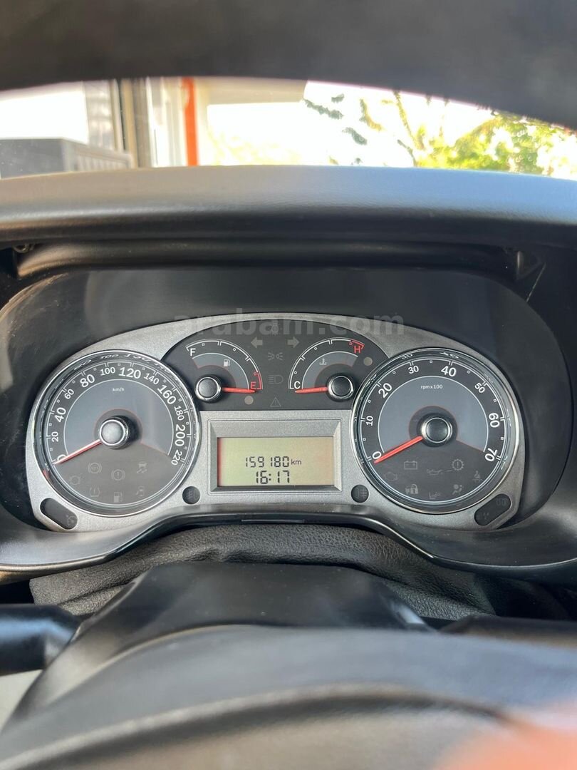 Sahibinden Fiat Linea 1.3 Multijet Pop 2015 Model Antalya 165.000 km Beyaz 4