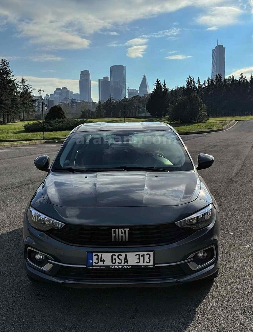 Sahibinden Fiat Egea 1.4 Fire Easy Plus 2023 Model İstanbul 52.000 km Füme 3