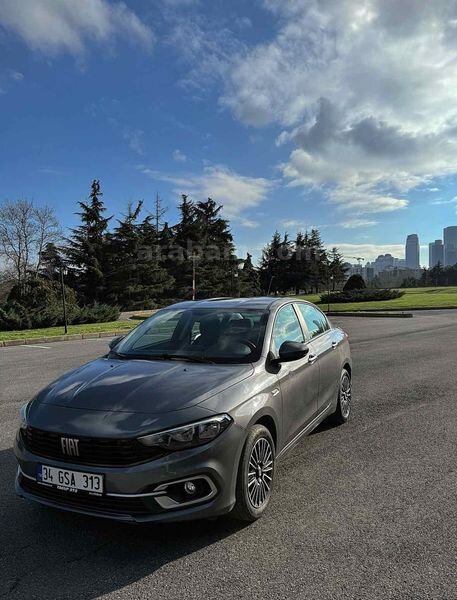 Sahibinden Fiat Egea 1.4 Fire Easy Plus 2023 Model İstanbul 52.000 km Füme