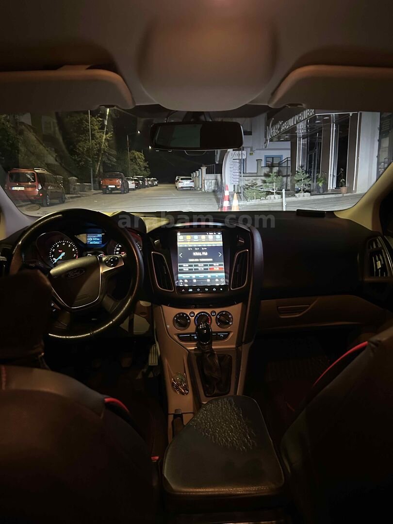 Sahibinden Ford Focus 1.6 Ti-VCT Style 2014 Model Erzurum 211.000 km Siyah 2