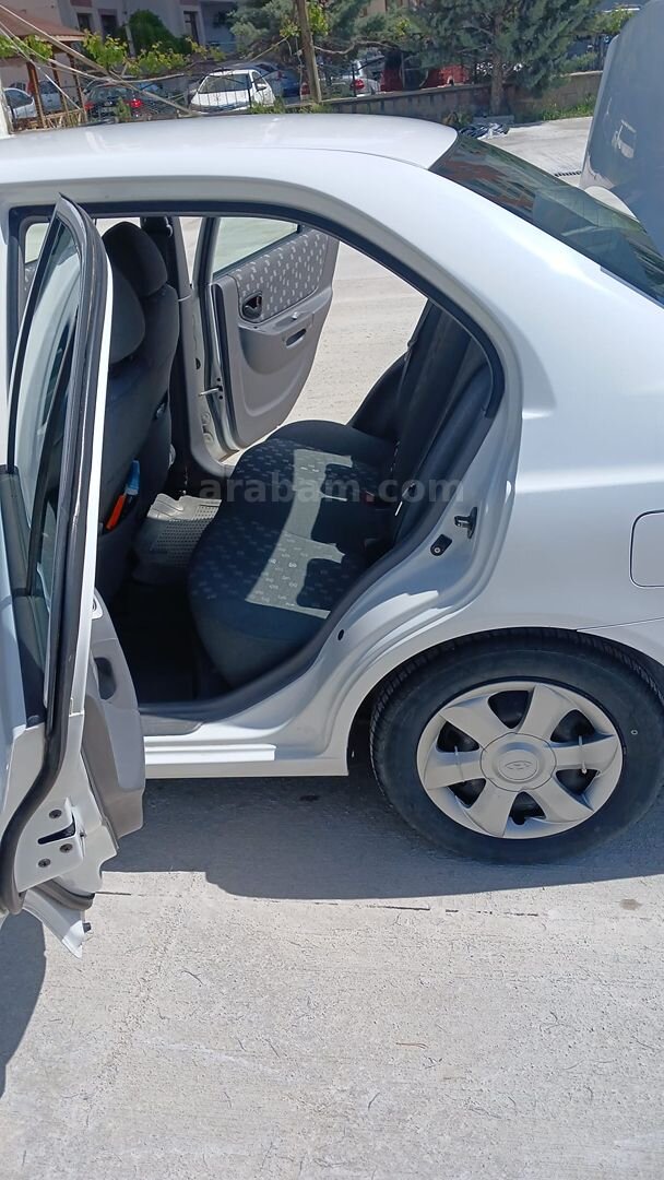 Sahibinden Hyundai Accent 1.5 CRDi Admire 2006 Model Ankara 78.500 km Beyaz 3
