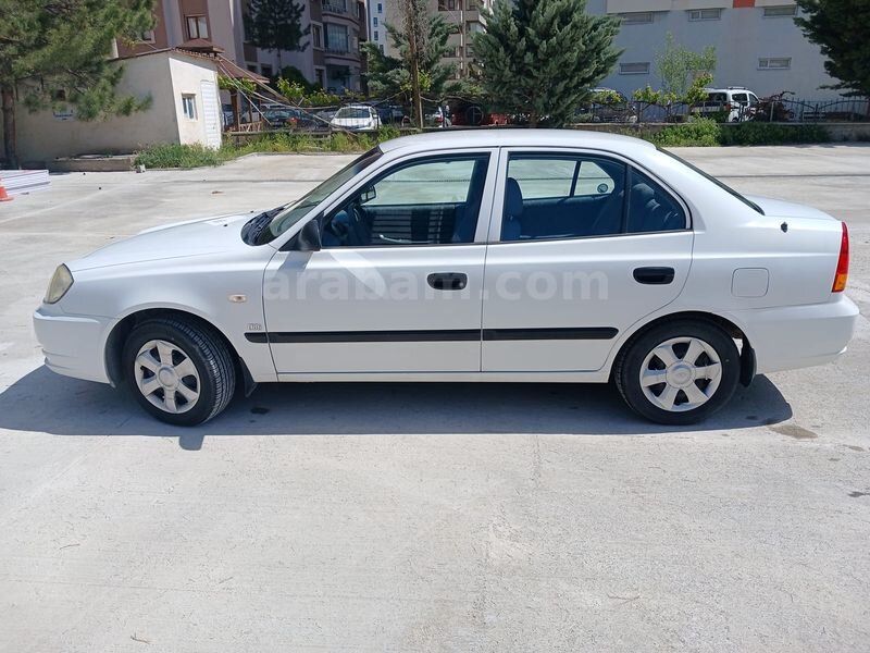 Sahibinden Hyundai Accent 1.5 CRDi Admire 2006 Model Ankara 78.500 km Beyaz