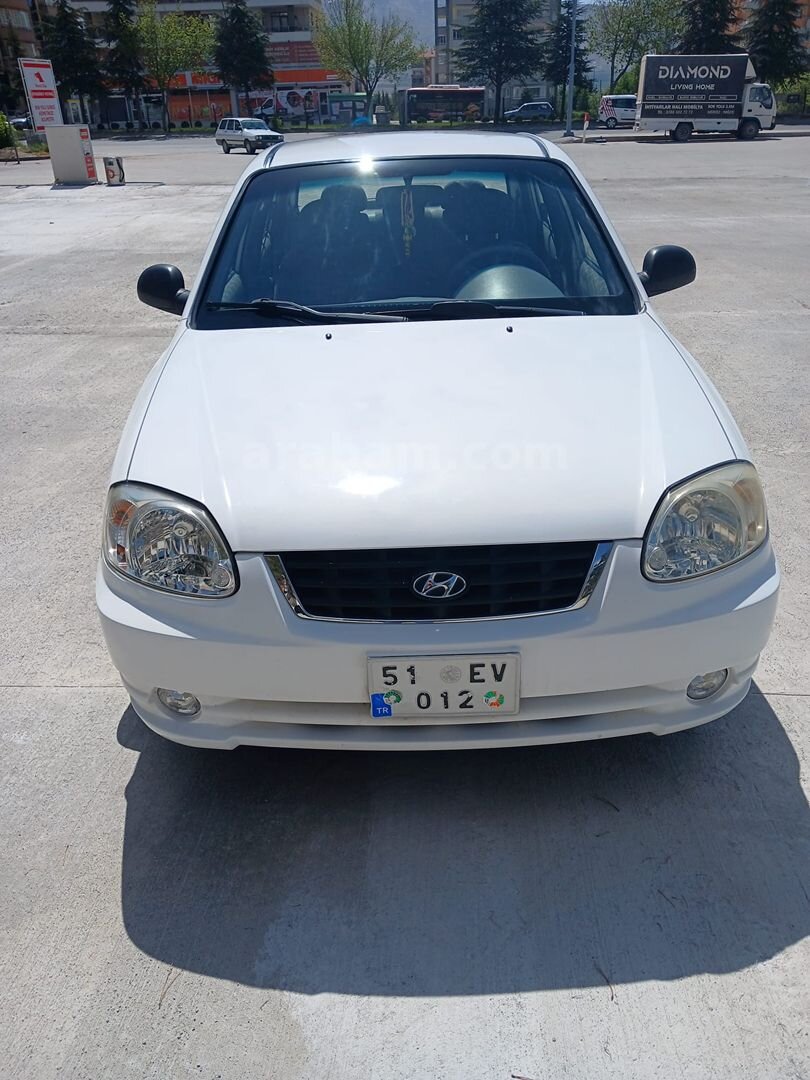 Sahibinden Hyundai Accent 1.5 CRDi Admire 2006 Model Ankara 78.500 km Beyaz 5