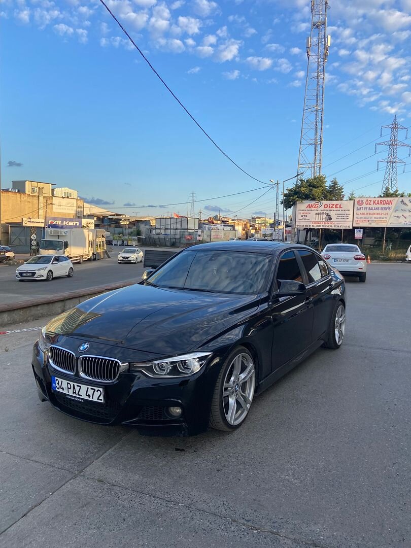 Sahibinden BMW 3 Serisi 320i ED M Plus 2014 Model İstanbul 240.000 km Siyah 3
