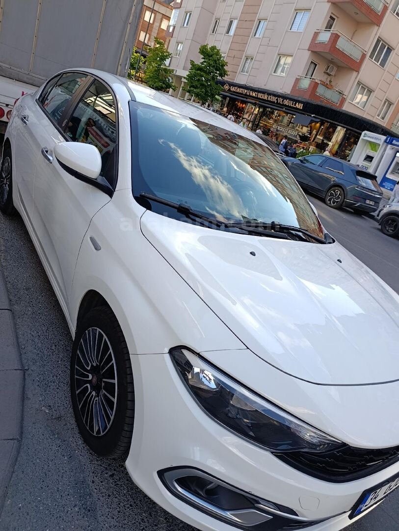 Sahibinden Fiat Egea 1.4 Fire Easy Plus 2023 Model İstanbul 99.389 km Beyaz 3