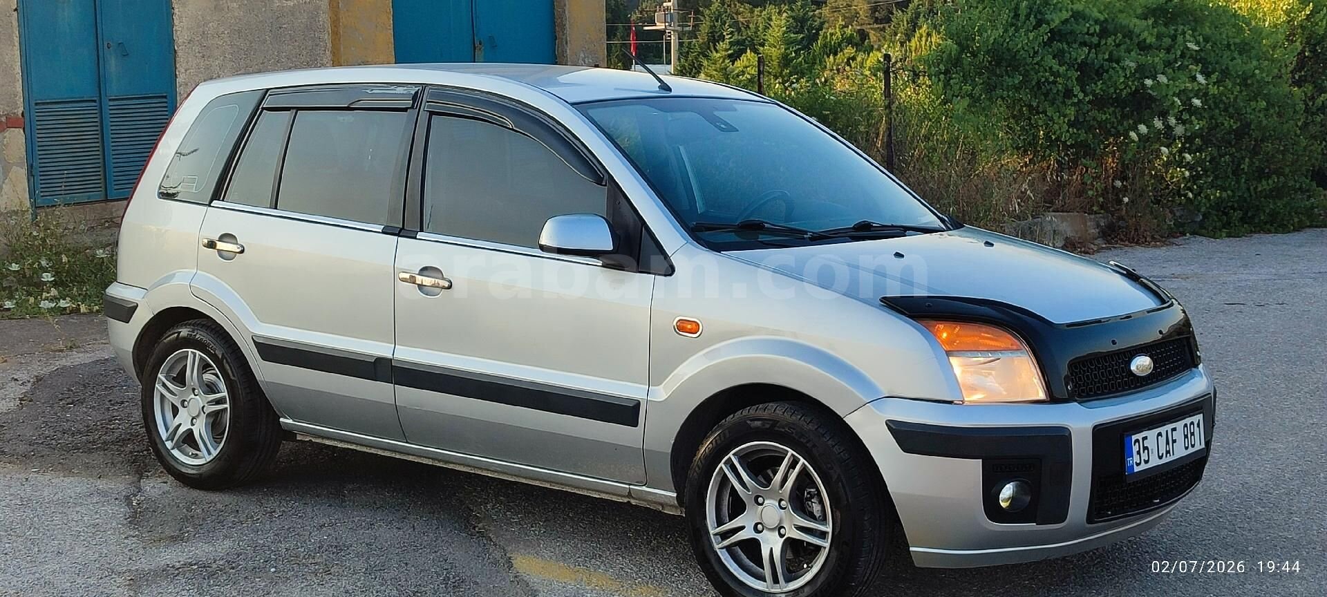 Sahibinden Ford Fusion 1.4 TDCi Comfort 2006 Model İzmir 260.000 km Gri (Gümüş) 1