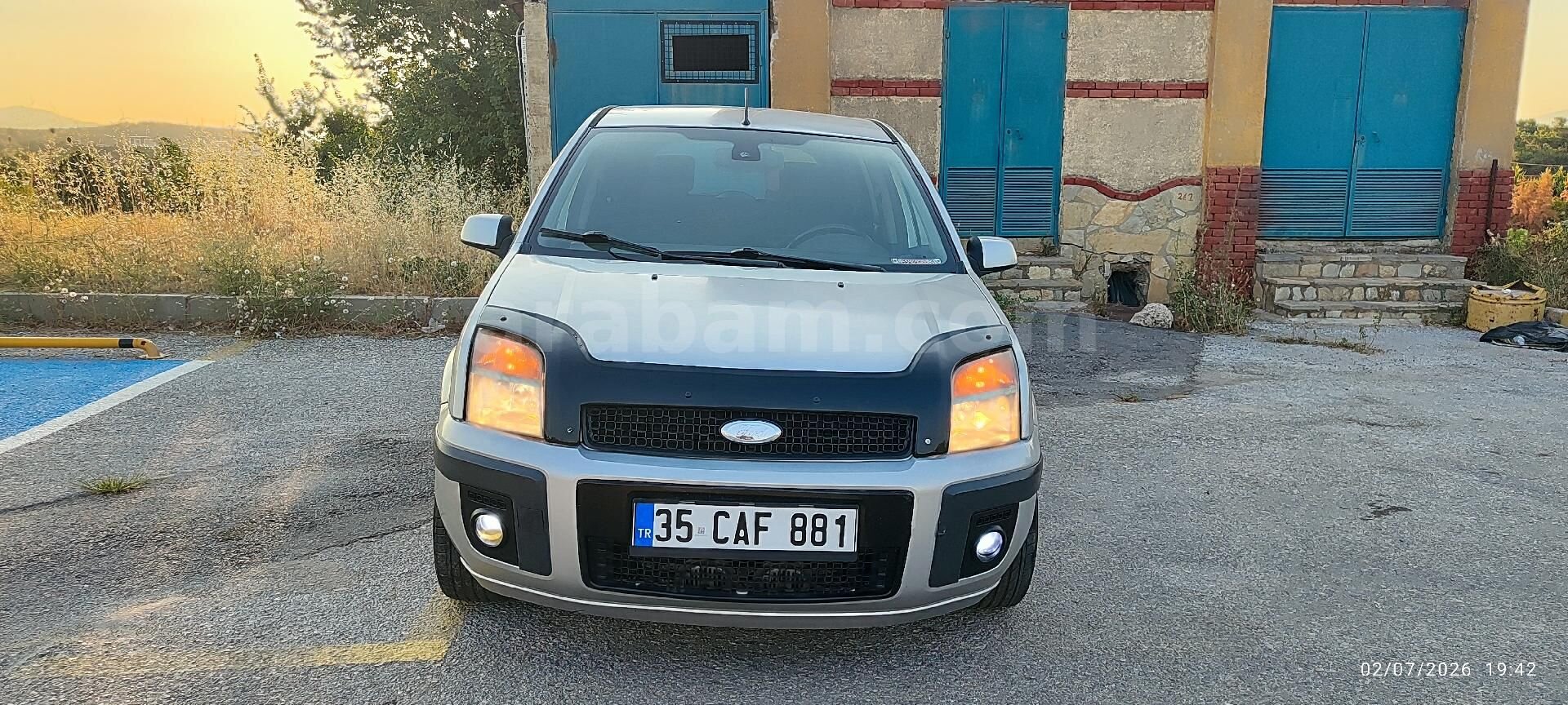 Sahibinden Ford Fusion 1.4 TDCi Comfort 2006 Model İzmir 260.000 km Gri (Gümüş) 7