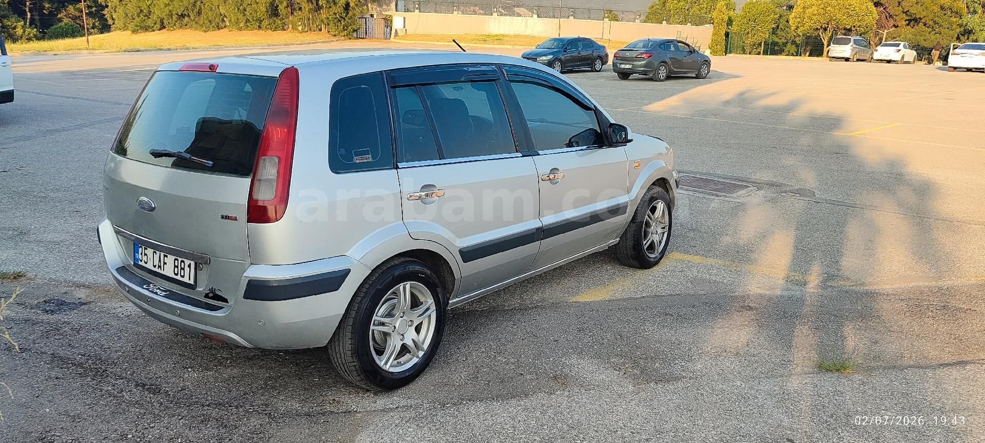 Sahibinden Ford Fusion 1.4 TDCi Comfort 2006 Model İzmir 260.000 km Gri (Gümüş) 6